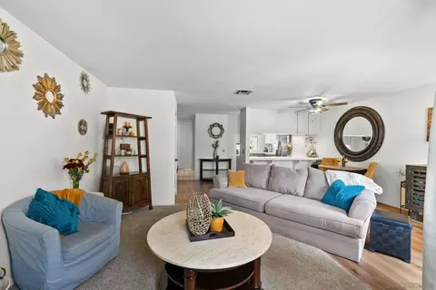 10790 Riderwood #B, Santee, CA 92071