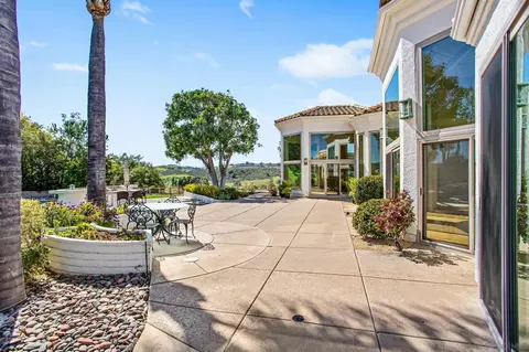Exterior - 4489 Fallsbrae Rd, Fallbrook, CA 92028 photo 5 of 11