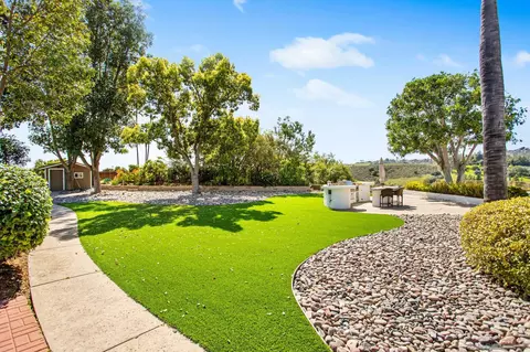 Exterior - 4489 Fallsbrae Rd, Fallbrook, CA 92028 photo 9 of 11