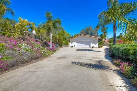 13940 Northcrest Ln, Poway, CA 92064 photo 2