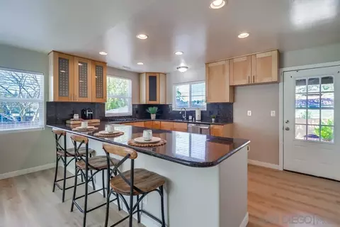8844 Greenview Pl, Spring Valley, CA 91977 photo 27