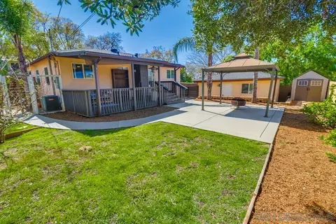 8844 Greenview Pl, Spring Valley, CA 91977 photo 13