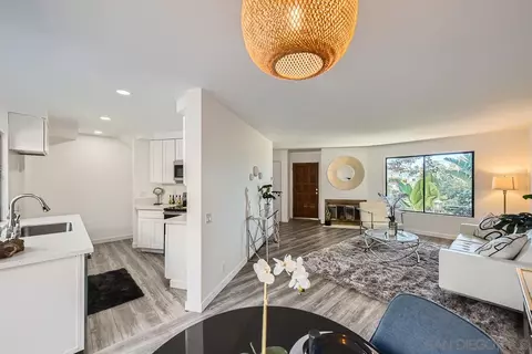2260 Caminito Pescado #19, San Diego, CA 92107