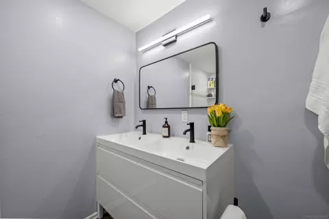 Bath - 12834 Orpha Ct, Poway, CA 92064 photo 4 of 5