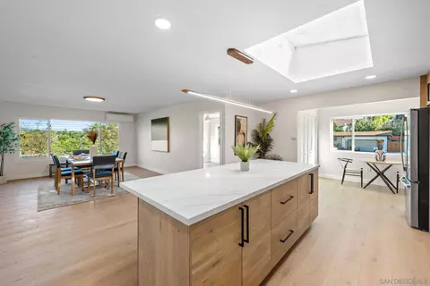 10104 Cristobal Dr, Spring Valley, CA 91977 photo 16
