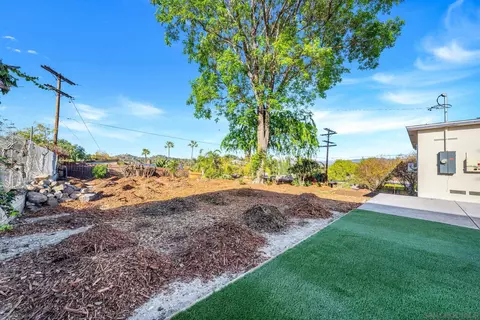 10104 Cristobal Dr, Spring Valley, CA 91977 photo 44