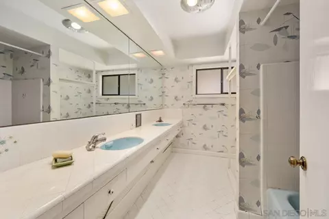 222 Winamar Ave, La Jolla, CA 92037 photo 25