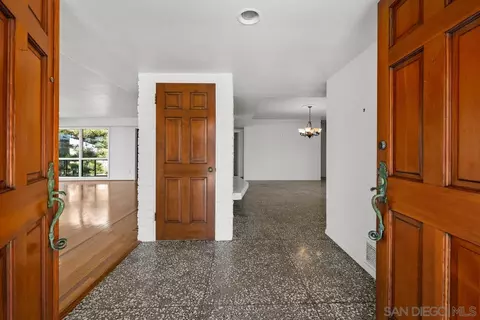 222 Winamar Ave, La Jolla, CA 92037 photo 10