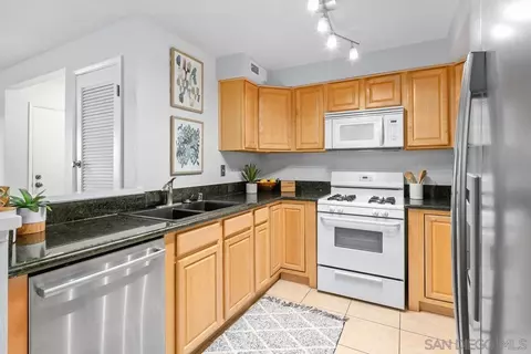 12269 Carmel Vista Rd #170, San Diego, CA 92130