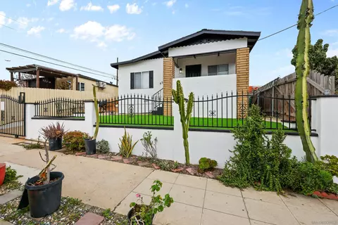 831 S 38th St, San Diego, CA 92113