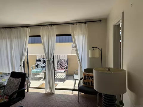 Living - 142 N Shore Dr, Solana Beach, CA 92075 photo 2 of 4