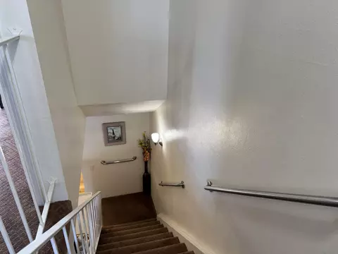 Entry Way - 142 N Shore Dr, Solana Beach, CA 92075 photo 2 of 2