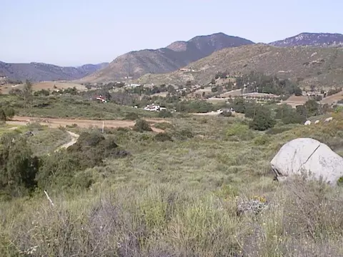 stallion oaks rd, El Cajon, CA 92019