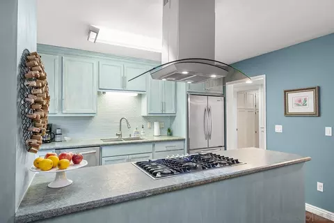 Kitchen - 1522 Ynez Pl, Coronado, CA 92118 photo 2 of 6