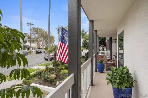 Exterior - 1522 Ynez Pl, Coronado, CA 92118 photo 5 of 15