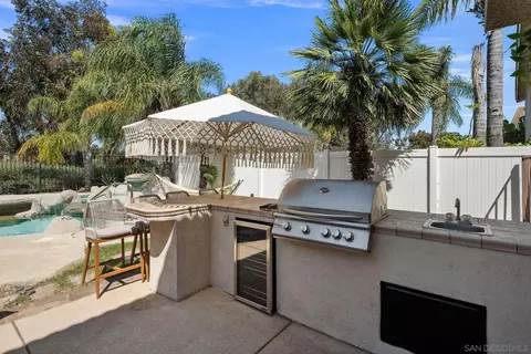 Exterior - 43016 Calle Reva, Temecula, CA 92592 photo 3 of 12