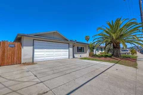 1344 E Washington Ave, Escondido, CA 92027