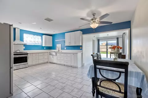 Kitchen - 1344 E Washington Ave, Escondido, CA 92027 photo 1 of 4