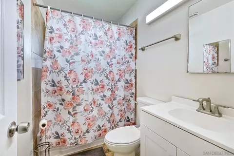 Bath - 1344 E Washington Ave, Escondido, CA 92027 photo 1 of 1