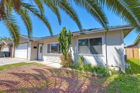 Exterior - 1344 E Washington Ave, Escondido, CA 92027 photo 2 of 5