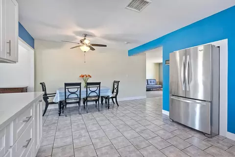 Dining - 1344 E Washington Ave, Escondido, CA 92027 photo 1 of 2
