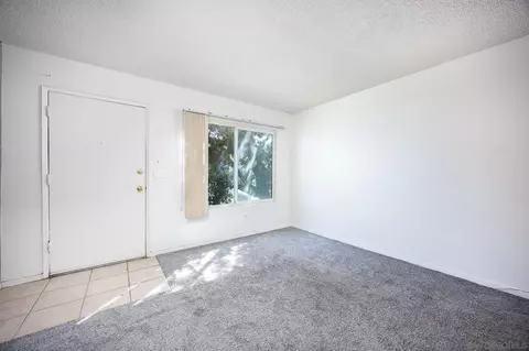 Living - 9914 N Magnolia Ave, Santee, CA 92071 photo 3 of 8