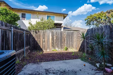 Exterior - 9914 N Magnolia Ave, Santee, CA 92071 photo 2 of 9