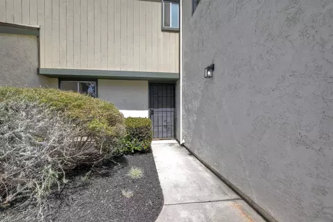 216 Crestview Gln, Escondido, CA 92026 photo 7