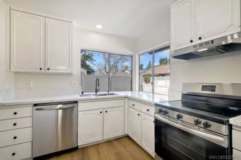 216 Crestview Gln, Escondido, CA 92026 photo 15