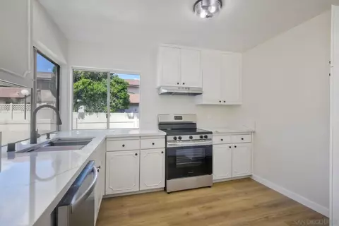 216 Crestview Gln, Escondido, CA 92026 photo 13