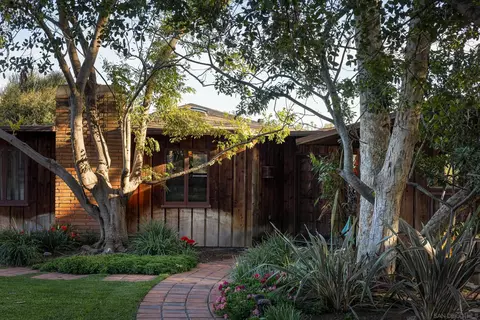 Exterior - 2411 Canyon Rd, Escondido, CA 92025 photo 7 of 15