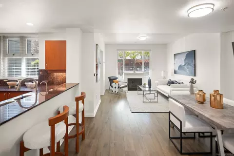 300 W Beech St #2, San Diego, CA 92101