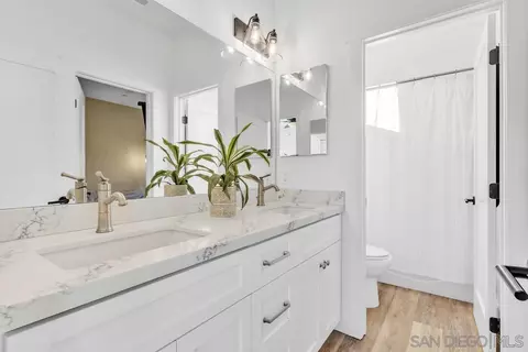 Bath - 10224 Noble Way, Santee, CA 92071 photo 8 of 9