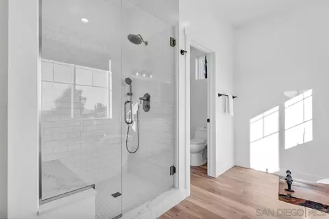 Bath - 10224 Noble Way, Santee, CA 92071 photo 5 of 9