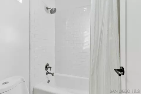 Bath - 10224 Noble Way, Santee, CA 92071 photo 9 of 9
