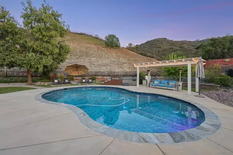 Exterior - 8903 Diamondback Dr, Santee, CA 92071 photo 5 of 9