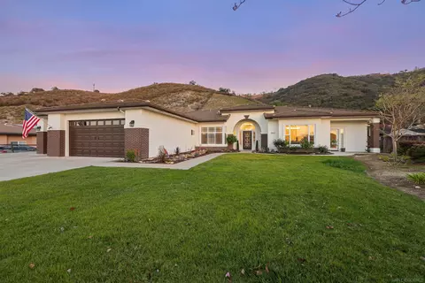 Exterior - 8903 Diamondback Dr, Santee, CA 92071 photo 6 of 9