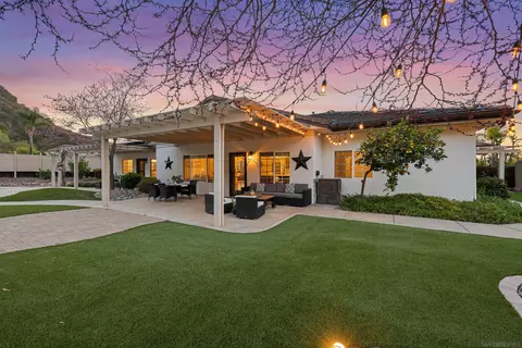 Exterior - 8903 Diamondback Dr, Santee, CA 92071 photo 7 of 9