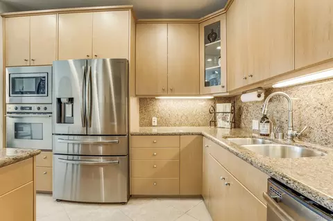7622 Herschel Ave, La Jolla, CA 92037 photo 10