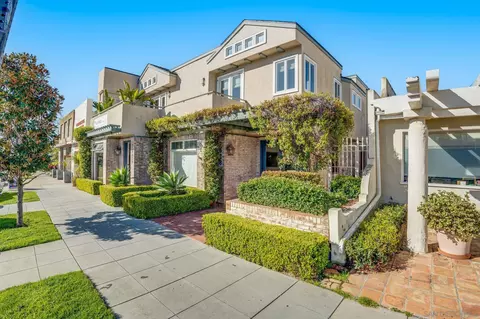 7622 Herschel Ave, La Jolla, CA 92037