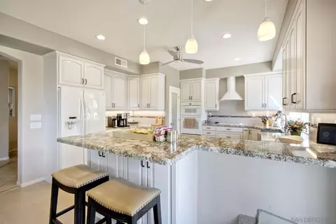 3273 Rosewood Ln, Escondido, CA 92027