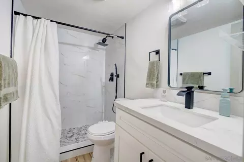 Bath - 10784 Tamar Ter UNIT C, Santee, CA 92071 photo 1 of 3
