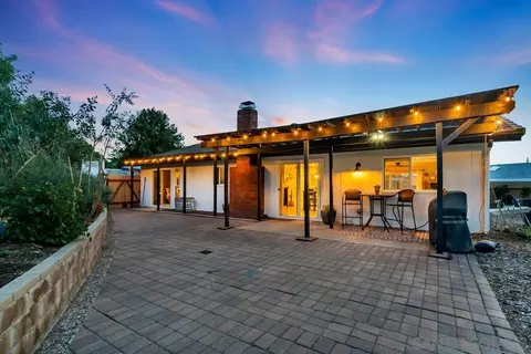 Exterior - 2608 Buenos Tiempos, Fallbrook, CA 92028 photo 6 of 10