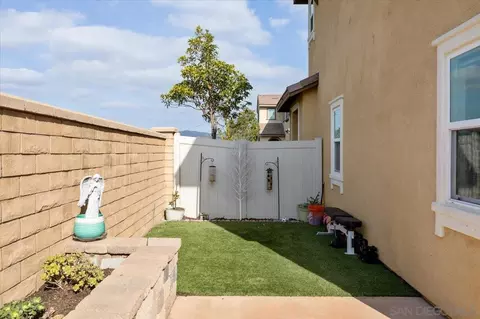 Exterior - 35314 Brown Galloway Ln, Fallbrook, CA 92028 photo 5 of 6
