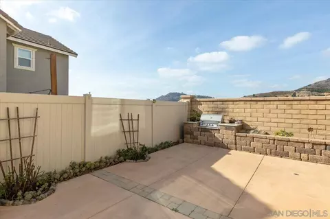 Exterior - 35314 Brown Galloway Ln, Fallbrook, CA 92028 photo 2 of 6