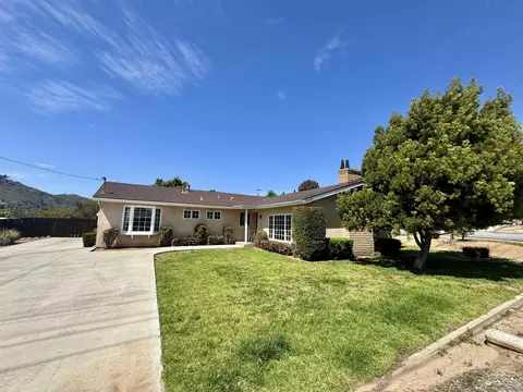 8120 Melrose Ln, El Cajon, CA 92021 photo 2