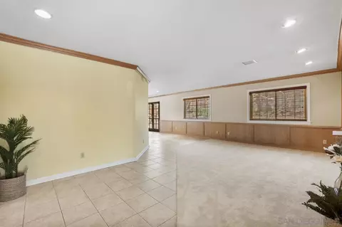 Living - 5780 Amarillo Ave, La Mesa, CA 91942 photo 5 of 6