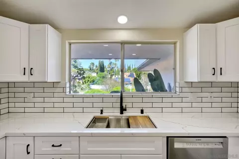 2021 N Nutmeg, Escondido, CA 92026 photo 17