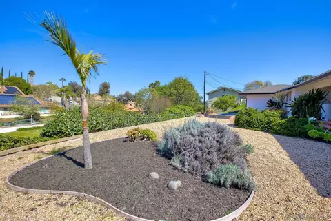 2021 N Nutmeg, Escondido, CA 92026 photo 8