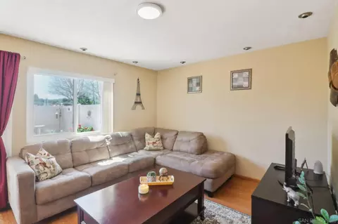 Living - 12650 Lakeshore Dr #154, Lakeside, CA 92040 photo 1 of 3